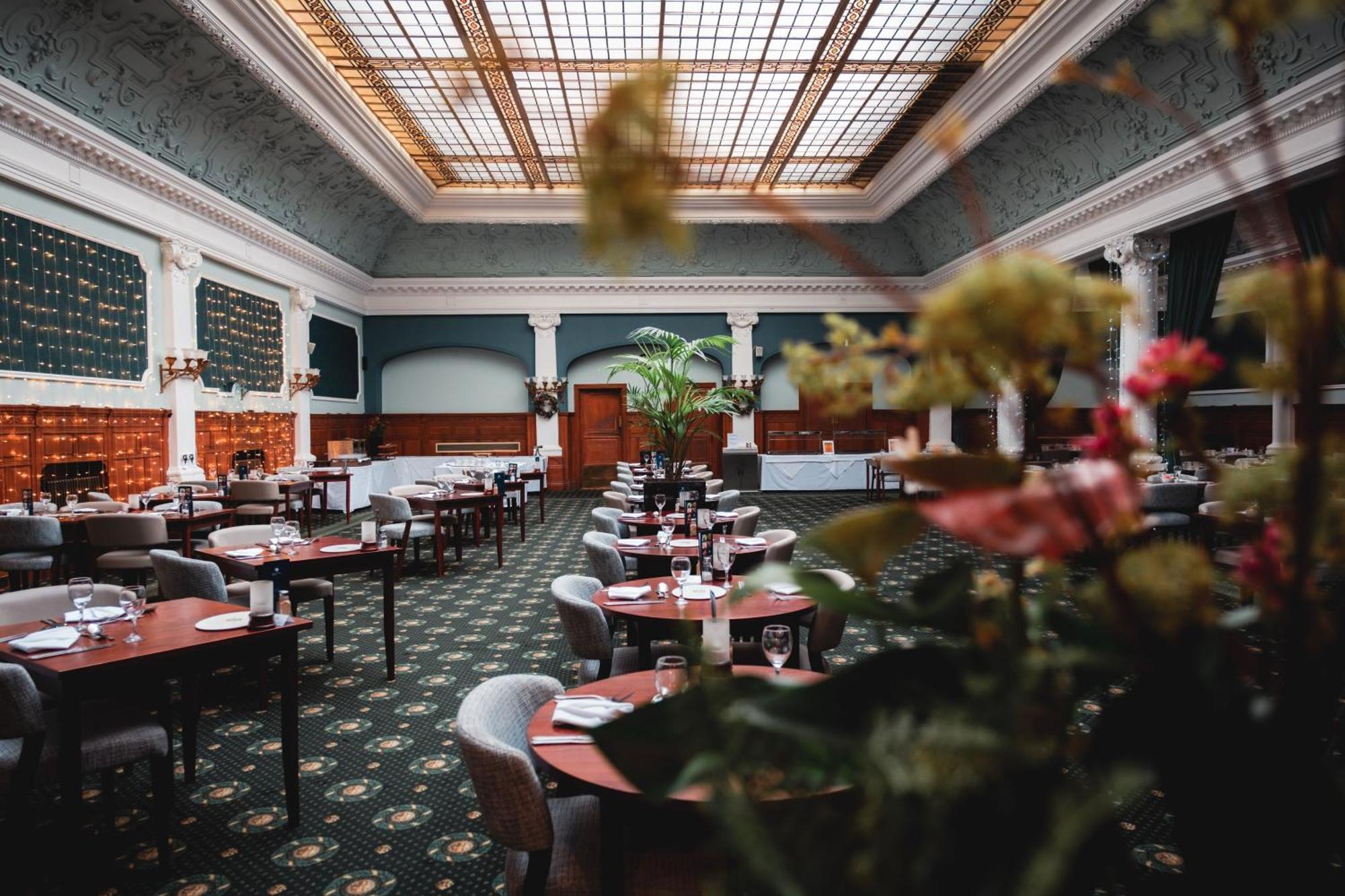 Old Swan Hotel Χαρογκέιτ Εξωτερικό φωτογραφία